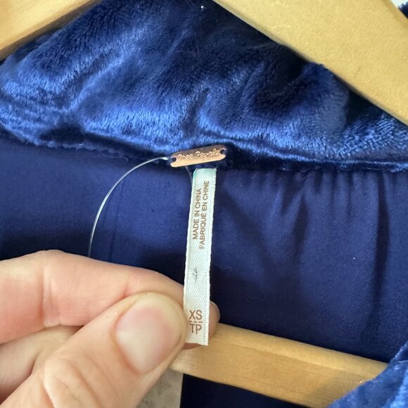 Free People Velvet Puffer Bomber Jacket - Picture 4 of 11